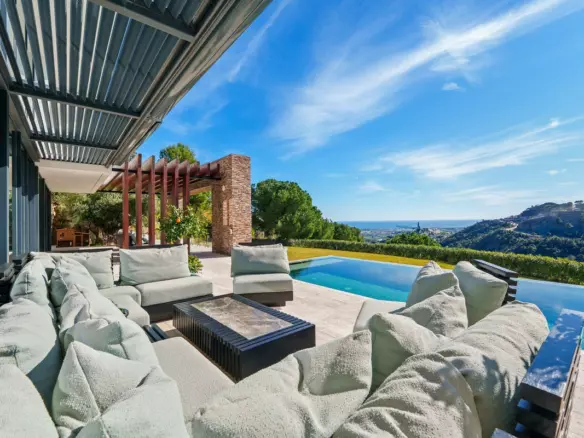 5-bedroom Villa In Benahavis, Spain (715 M²)
