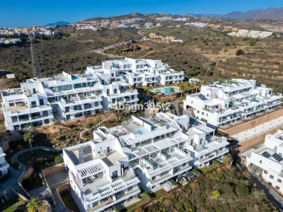 3-bedroom Apartment In Mijas, Spain (92 M²)