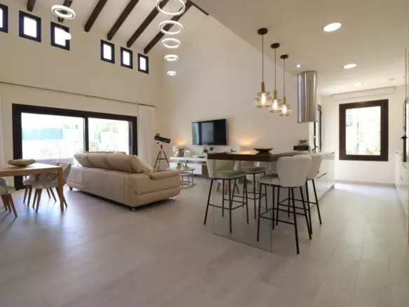 3-bedroom Villa In Algorfa, Spain (127 M²)