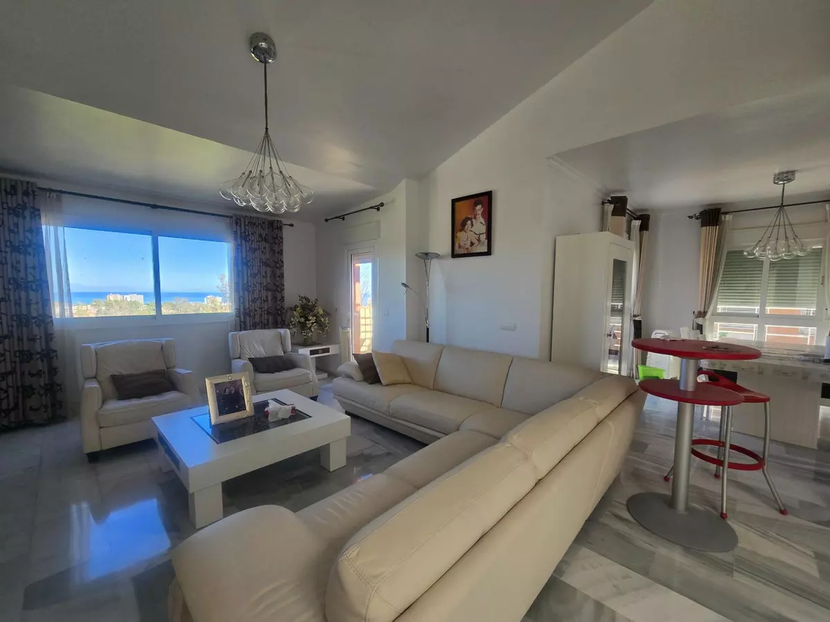 3-bedroom Villa In Torremolinos, Spain (235 M²)