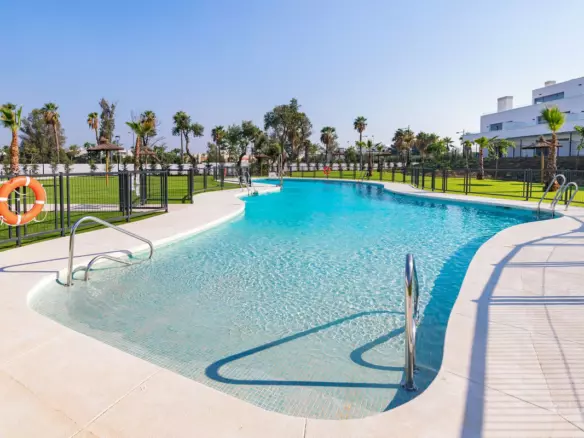 2-bedroom Apartment In Estepona, Spain (97 M²)