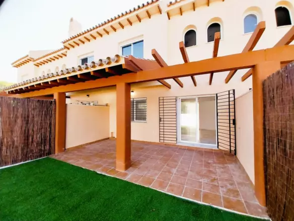 4-bedroom Town House In Mijas, Spain (260 M²)