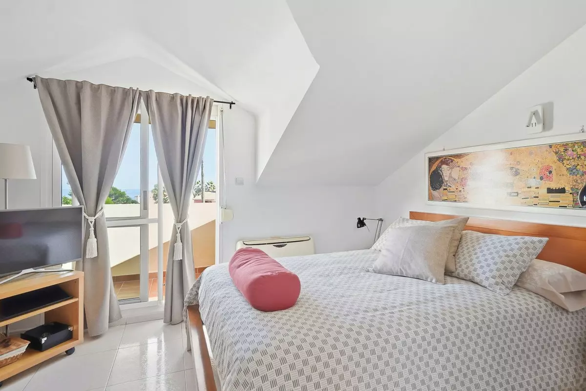 4-bedroom Town House In Benalmádena, Spain (195 M²)
