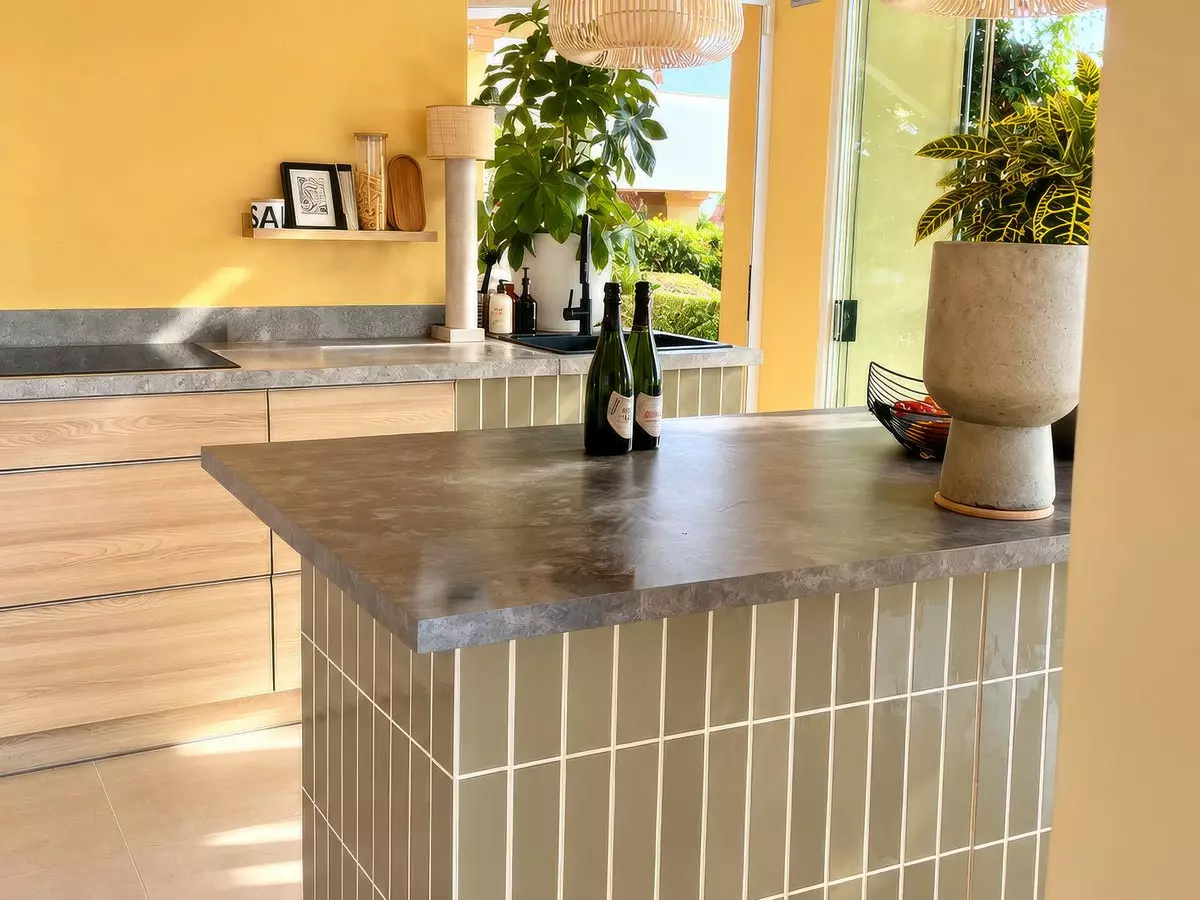 3-bedroom Apartment In Marbella, Spain (160 M²)