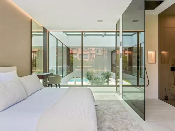 5-bedroom Villa In Marbella, Spain (912 M²)