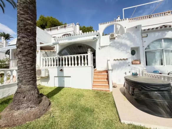 2-bedroom Villa In Orihuela, Spain (107 M²)