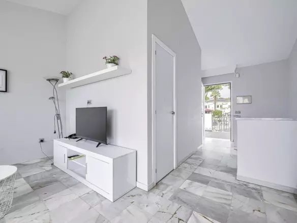 2-bedroom Town House In Marbella, Spain (82 M²)