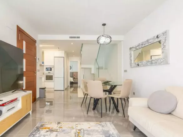 3-bedroom Villa In Orihuela, Spain (175 M²)