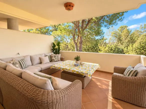 3-bedroom Apartment In Marbella, Spain (155 M²)