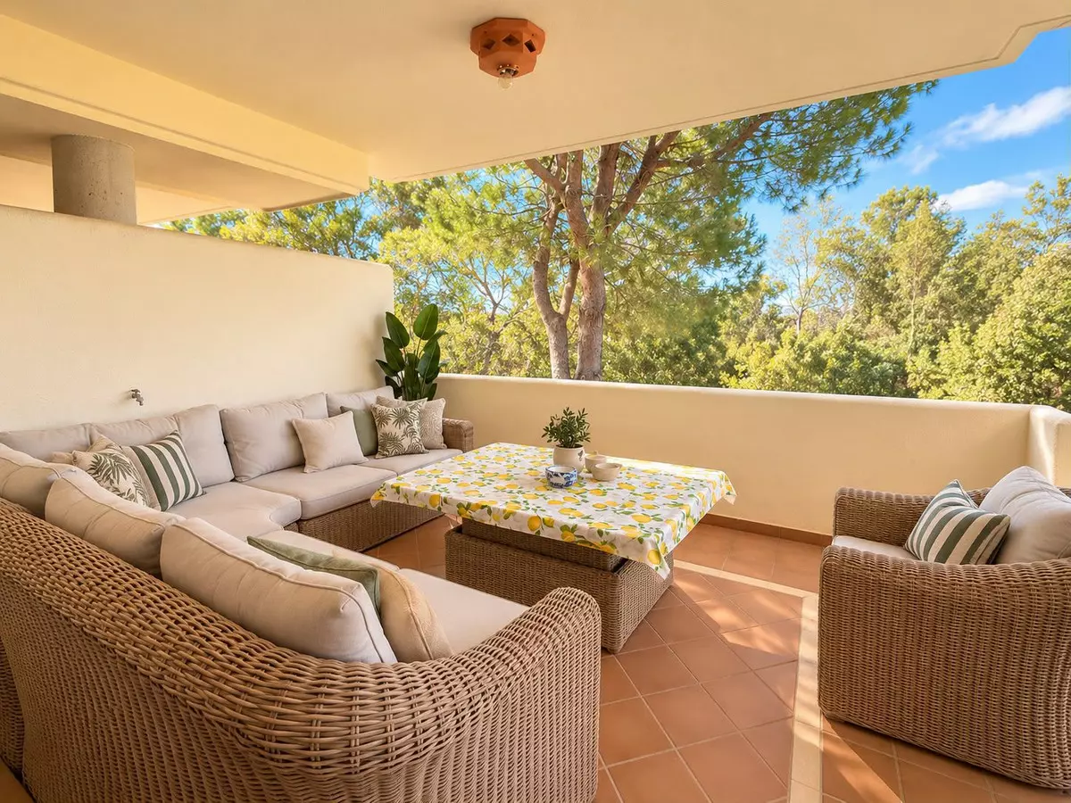 3-bedroom Apartment In Marbella, Spain (155 M²)