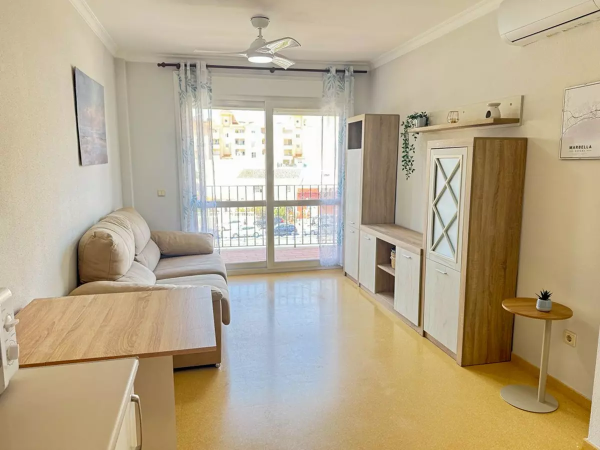 2-bedroom Apartment In Manilva, Spain (85 M²)