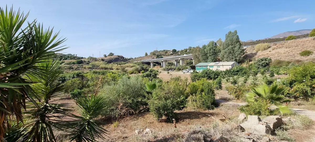 2-bedroom Villa In Estepona, Spain (120 M²)