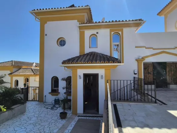 4-bedroom Villa In Mijas, Spain (185 M²)