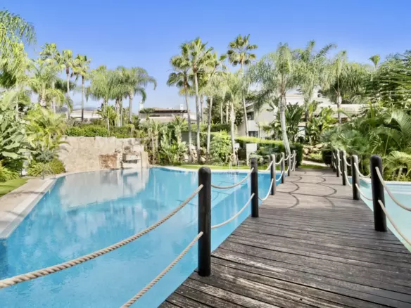 5-bedroom Villa In Marbella, Spain (465 M²)