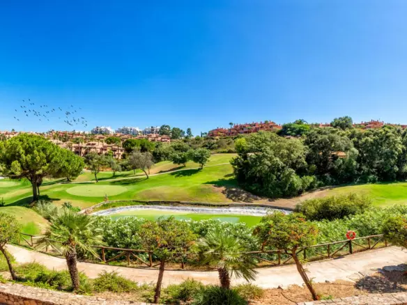3-bedroom Apartment In Marbella, Spain (163 M²)