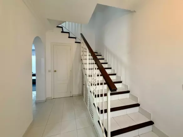 3-bedroom Town House In Marbella, Spain (171 M²)
