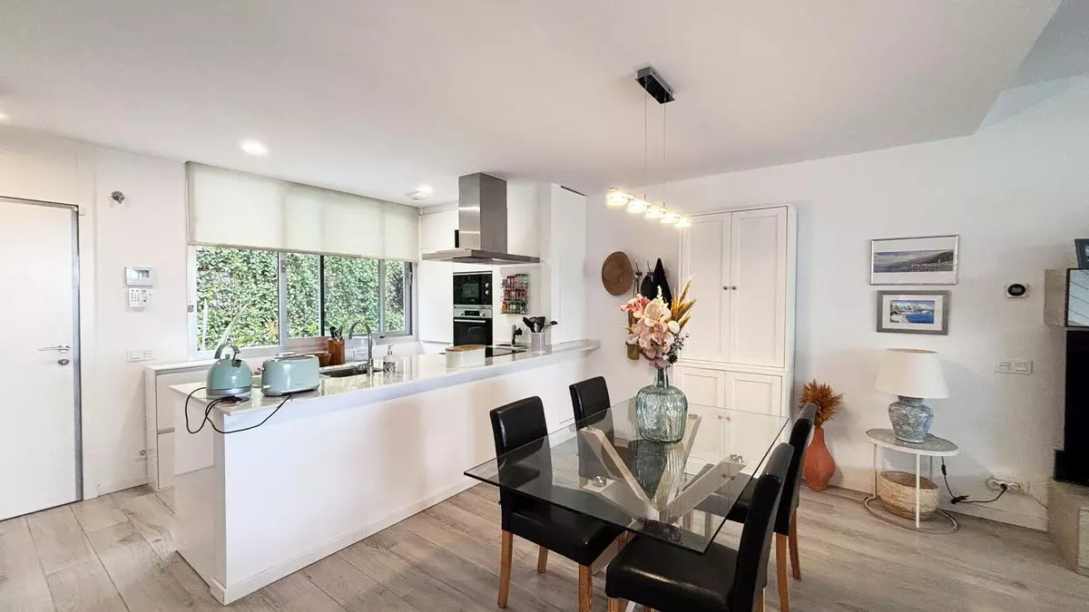 3-bedroom Town House In Estepona, Spain (160 M²)