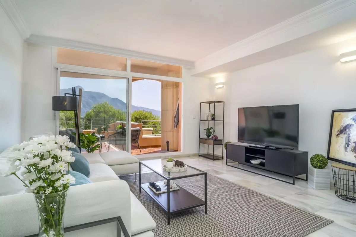 2-bedroom Apartment In Marbella, Spain (113 M²)