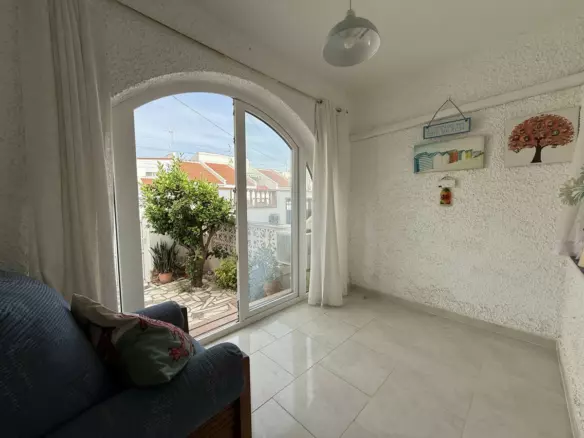 3-bedroom Town House In Torrevieja, Spain (58 M²)
