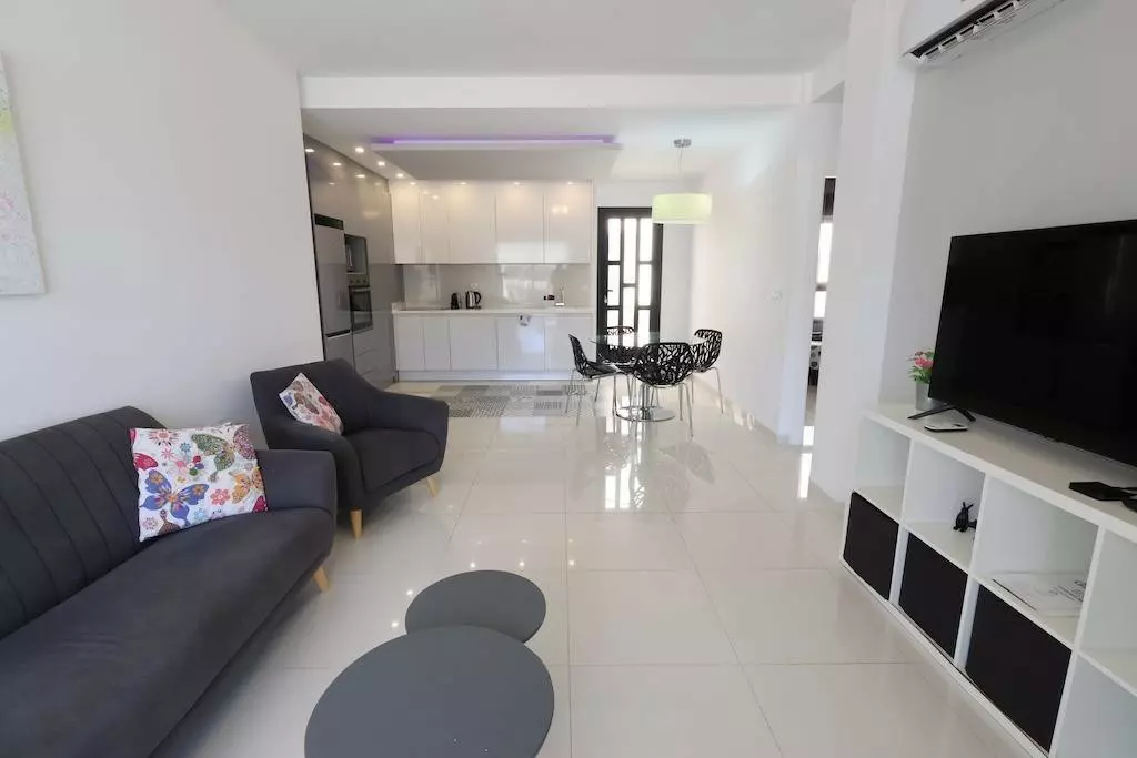 2-bedroom Apartment In Pilar De La Horadada, Spain (67 M²)