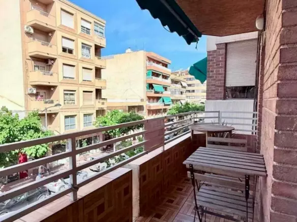 3-bedroom Apartment In Alicante, Spain (96 M²)