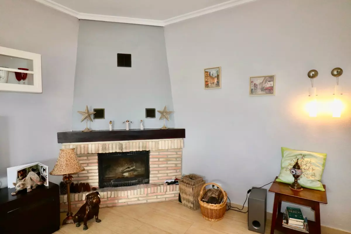 4-bedroom Villa In Albatera, Spain (198 M²)