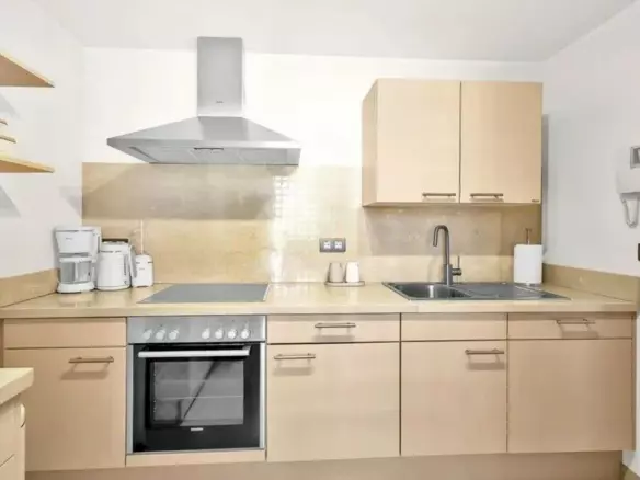 3-bedroom Apartment In Estepona, Spain (115 M²)