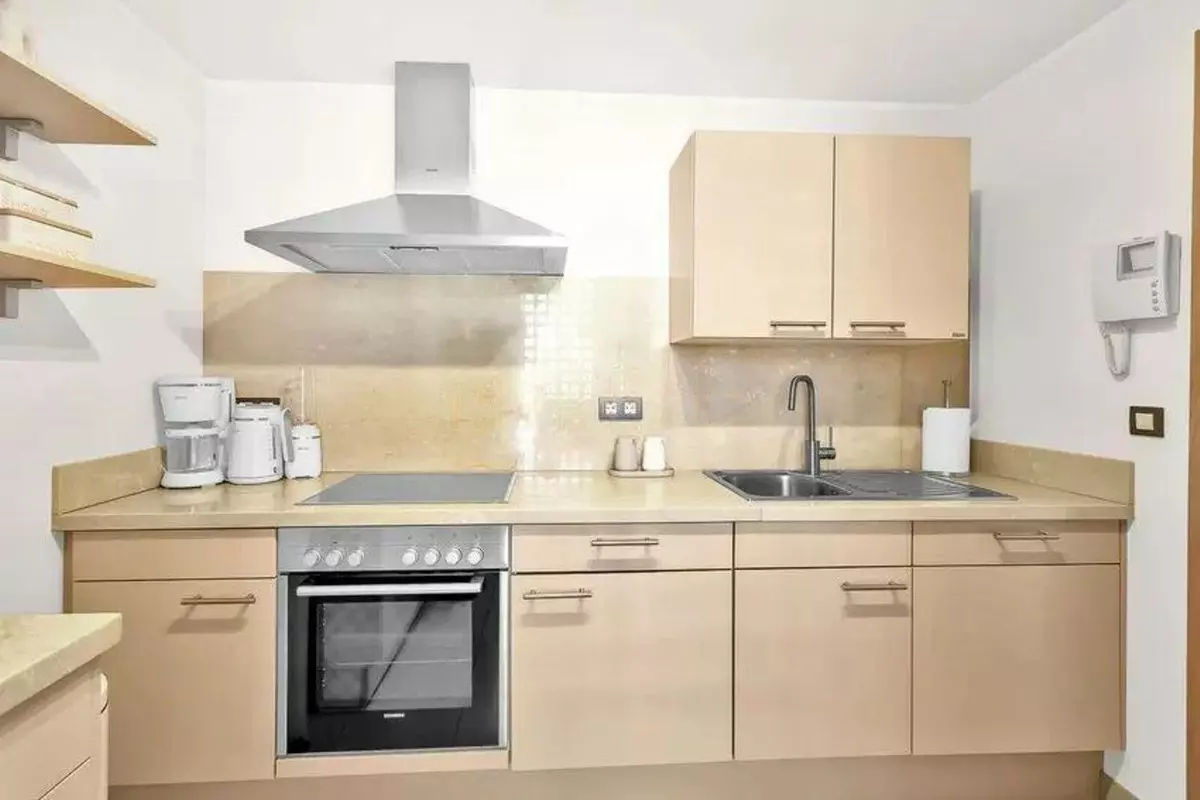 3-bedroom Apartment In Estepona, Spain (115 M²)