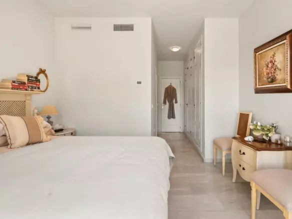 3-bedroom Town House In Marbella, Spain (252 M²)