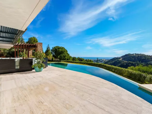 5-bedroom Villa In Benahavis, Spain (715 M²)