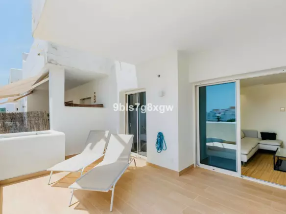 2-bedroom Apartment In Estepona, Spain (96 M²)