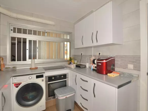 2-bedroom Apartment In Fuengirola, Spain (78 M²)