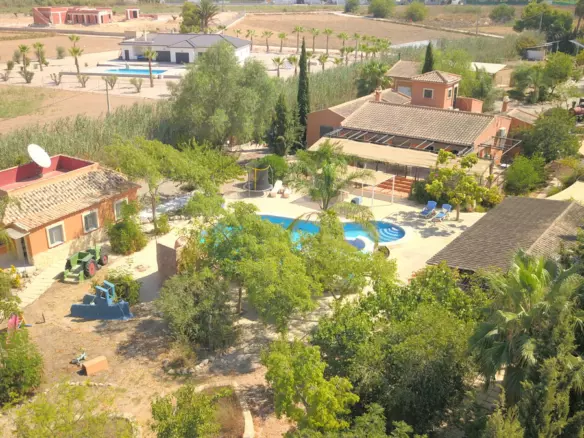 7-bedroom Villa In Catral, Spain (396 M²)