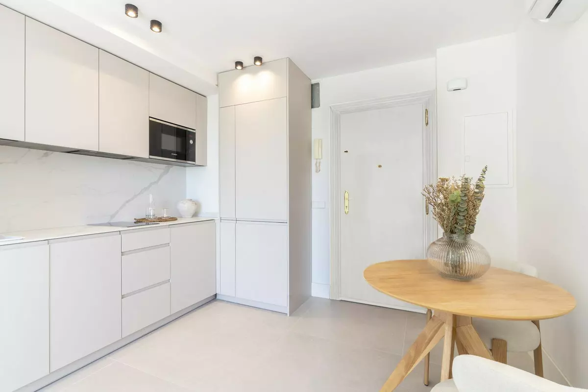 1-bedroom Apartment In Marbella, Spain (55 M²)