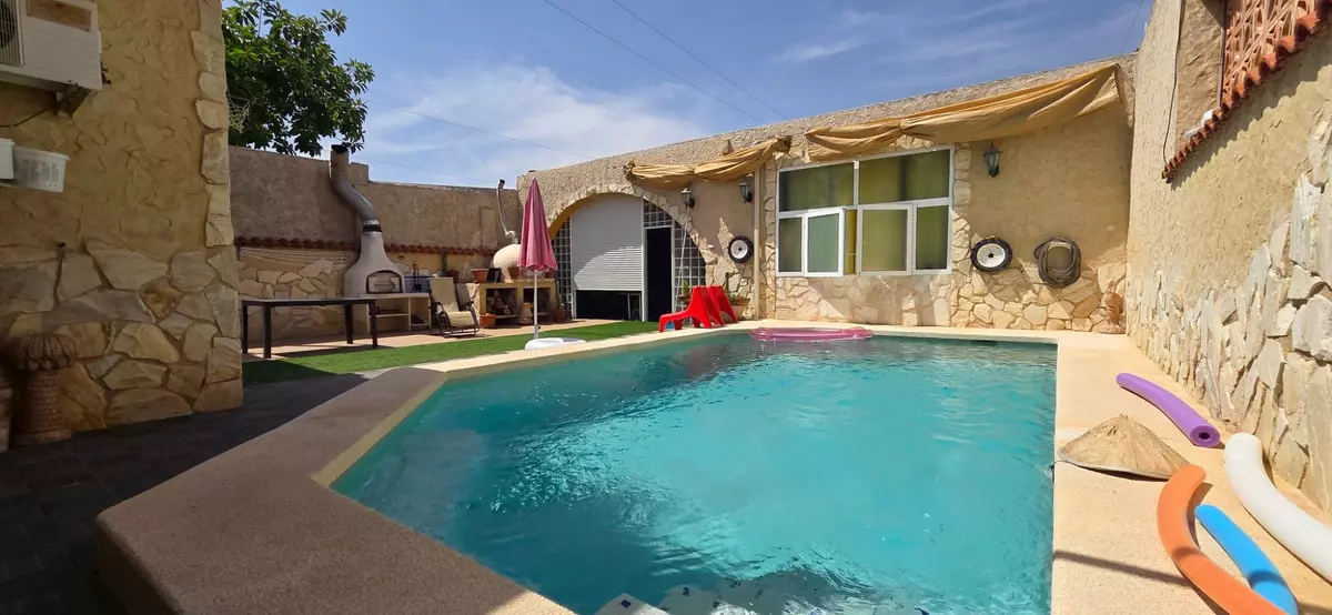 5-bedroom Town House In San Isidro, Spain (300 M²)