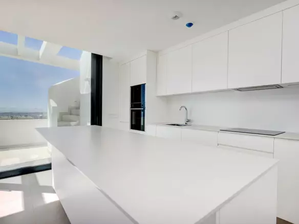 3-bedroom Apartment In Fuengirola, Spain (132 M²)