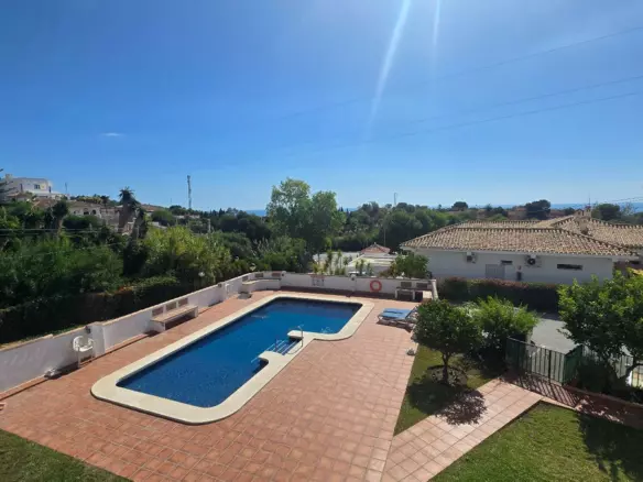 2-bedroom Apartment In Benalmádena, Spain (99 M²)
