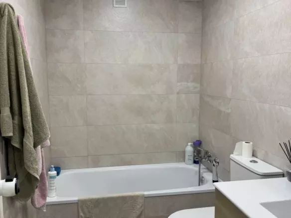 2-bedroom Apartment In Benalmádena, Spain (79 M²)