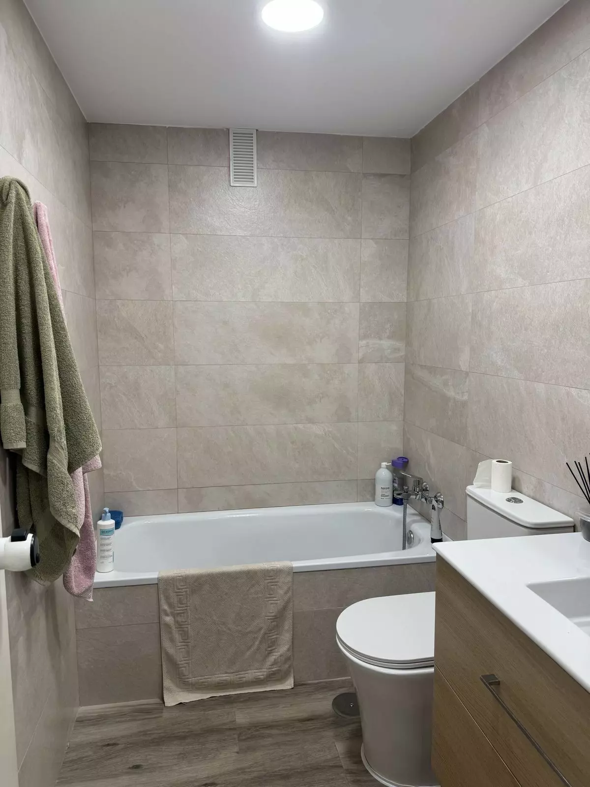 2-bedroom Apartment In Benalmádena, Spain (79 M²)