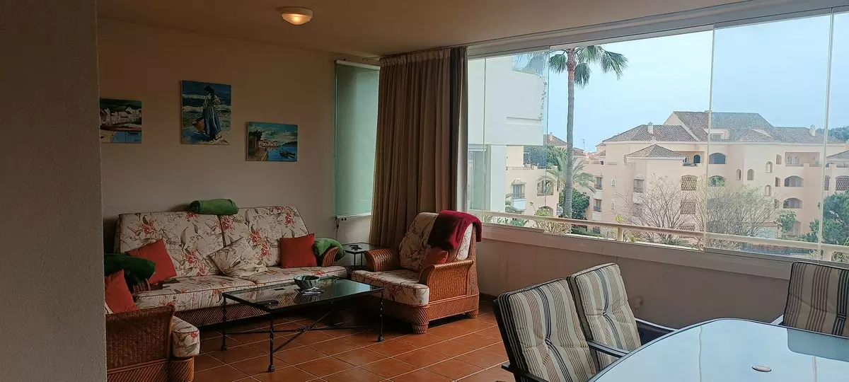 2-bedroom Apartment In Marbella, Spain (162 M²)
