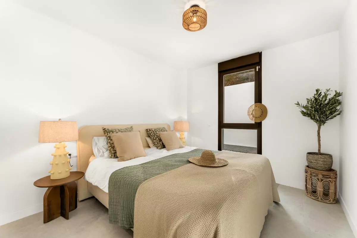 3-bedroom Apartment In Estepona, Spain (123 M²)