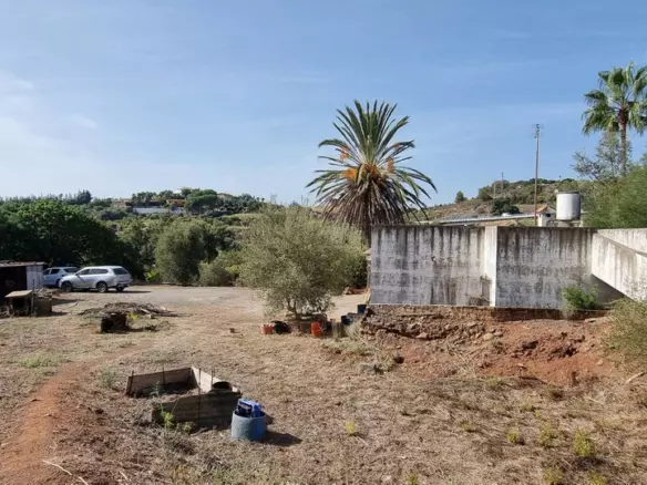 2-bedroom Villa In Estepona, Spain (120 M²)