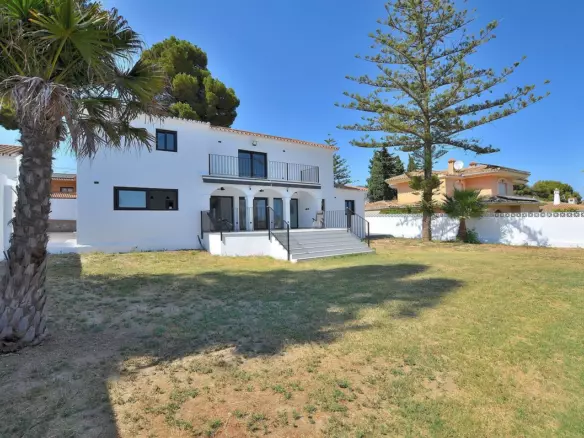 5-bedroom Villa In Mijas, Spain (307 M²)