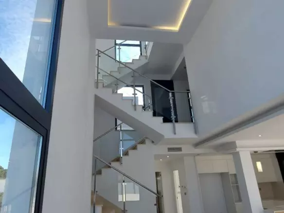 3-bedroom Town House In Orihuela, Spain (190 M²)
