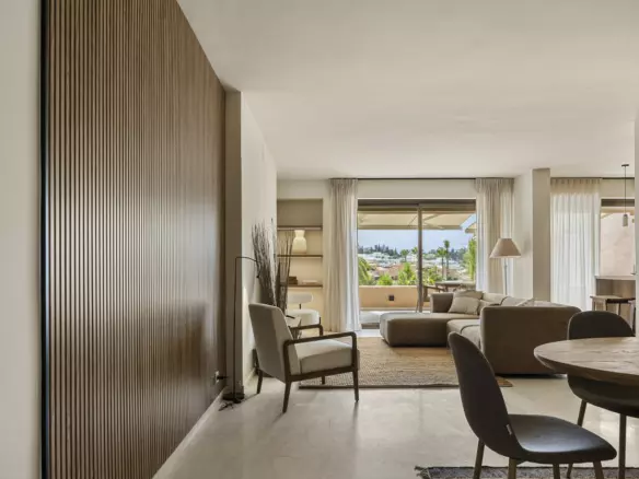 3-bedroom Apartment In Estepona, Spain (298 M²)