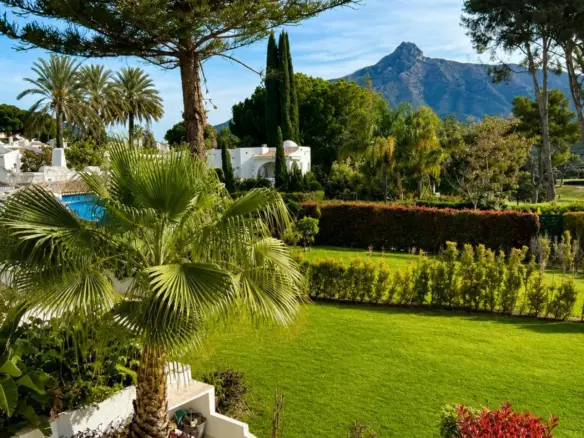 3-bedroom Town House In Marbella, Spain (117 M²)