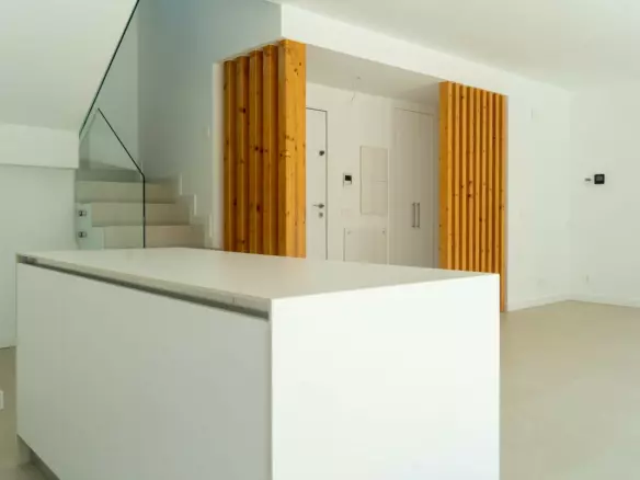 3-bedroom Villa In Estepona, Spain (140 M²)