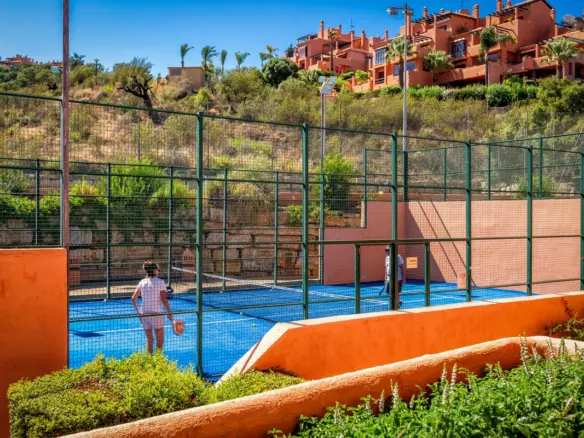 3-bedroom Apartment In Marbella, Spain (163 M²)