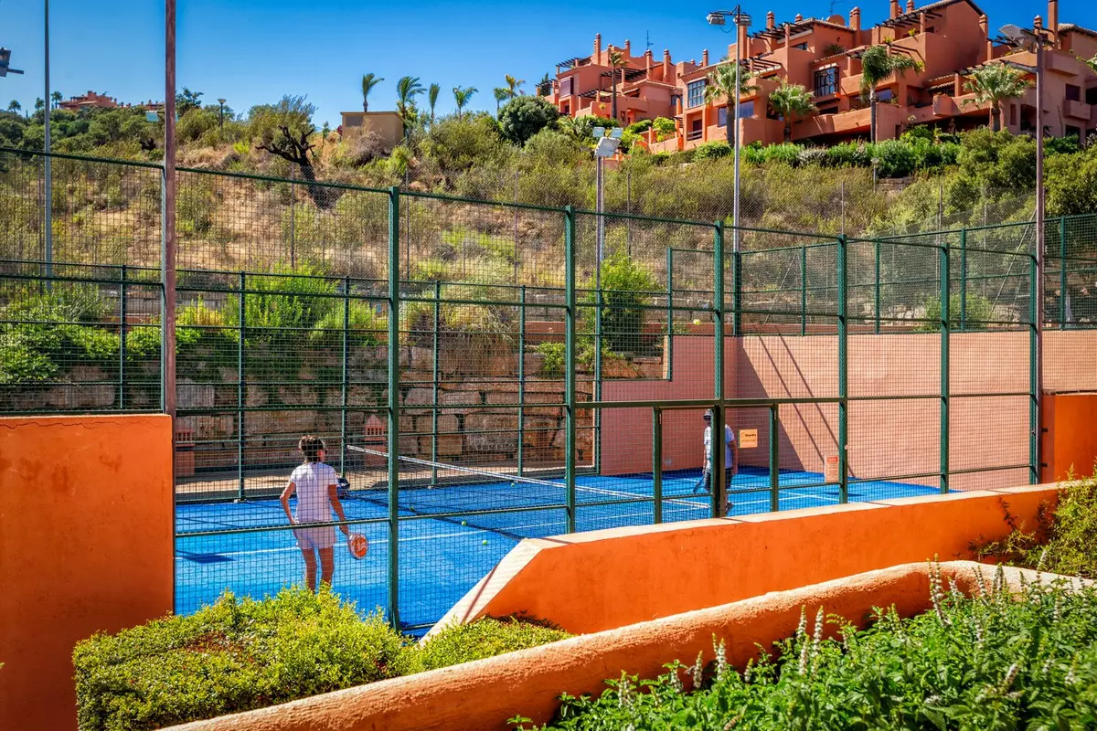 3-bedroom Apartment In Marbella, Spain (163 M²)