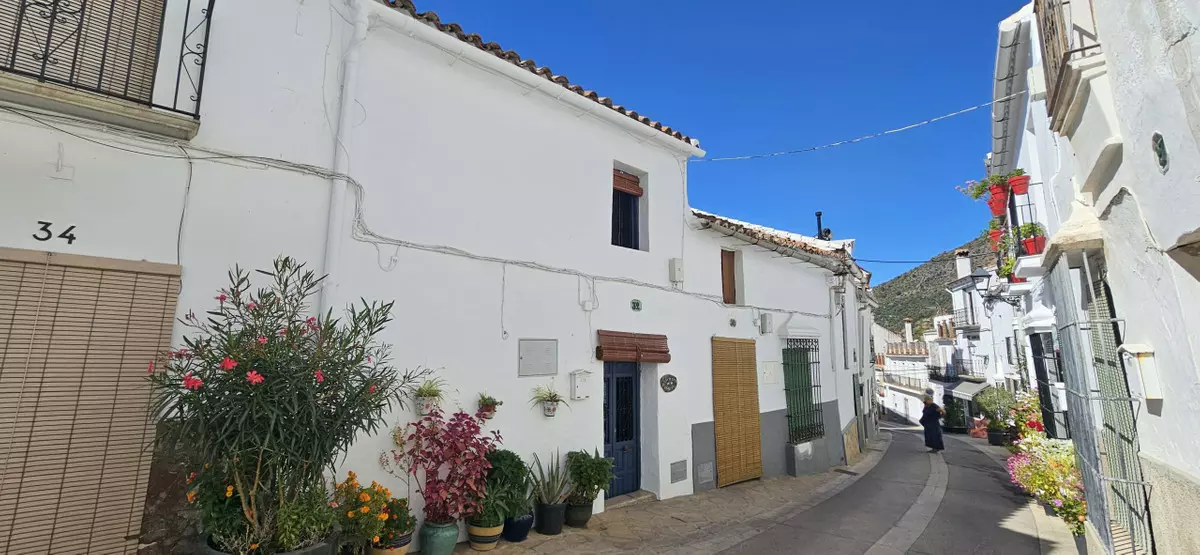3-bedroom Town House In Gaucín, Spain (167 M²)